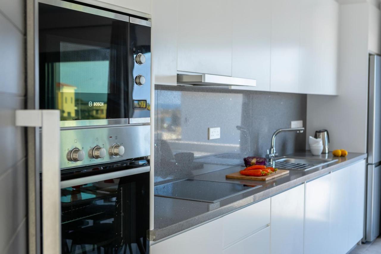 Villa Marlene, Walking Distance To Coral Beach! Pegeia Exterior foto